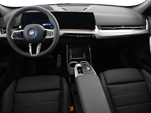 BMW X1 30e xDrive paddles