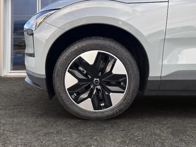 VOLVO EX30 P5 Longe Range Plus