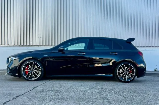 MERCEDES-BENZ A 35 AMG 4matic