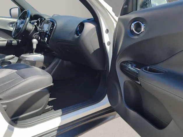 NISSAN Juke 1.6 DIG-T Tekna 4x4 AHK