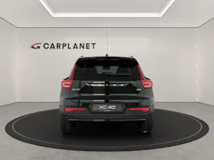 VOLVO XC40 2.0 B3 MH Plus Dark