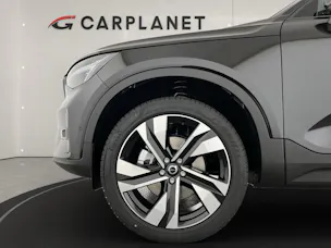 VOLVO XC40 2.0 B3 MH Plus Dark
