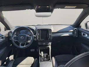 VOLVO XC40 T3 R-Design Geartronic