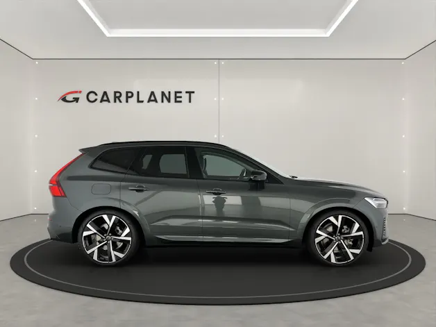 VOLVO XC60 2.0 T8 TE Ultra Dark eAWD