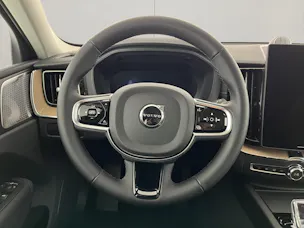 VOLVO XC60 2.0 T8 TE Ultra Dark eAWD