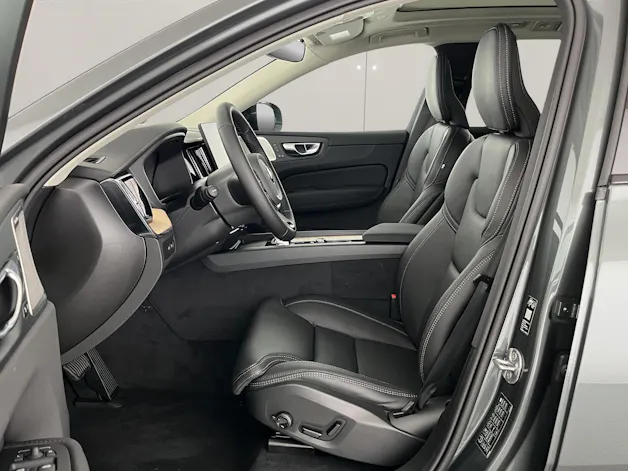 VOLVO XC60 2.0 T8 TE Ultra Dark eAWD