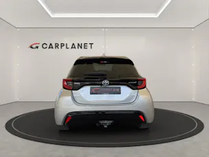 Toyota Yaris 1.5 VVT-i HSD Premium Voll-Hybrid