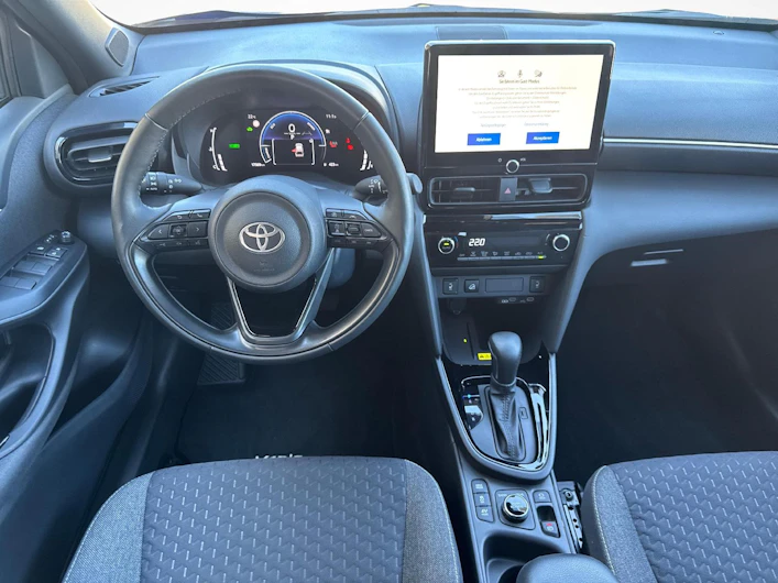 Fahrzeugbild TOYOTA YARIS CROSS