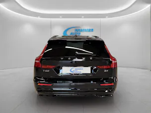 VOLVO V60 2.0 B4 Plus Dark