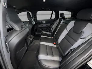 VOLVO V60 2.0 B4 Plus Dark