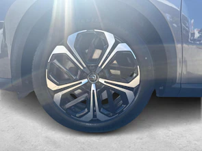 Fahrzeugbild CITROEN C5 X 1.6 Plug-in Hybrid Shine Pack