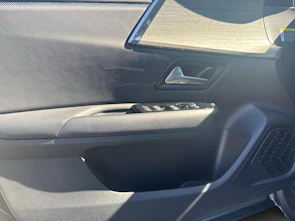 Fahrzeugbild CITROEN C5 X 1.6 Plug-in Hybrid Shine Pack