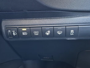 https://vehicle.imgix.net/4452763/c9db6d65-622c-421d-9f11-be9c61cfb620.jpg