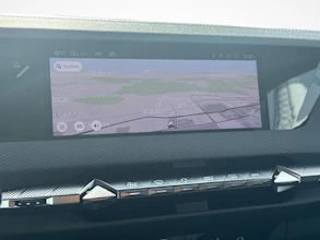 https://vehicle.imgix.net/4452764/e513b261-c0a2-4dd5-a1eb-7fbe5e124163.jpg