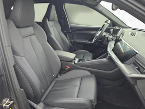 https://vehicle.imgix.net/4452786/4b6ca6b6-0d1b-423a-8c1a-0a6c8a4981bc.jpg