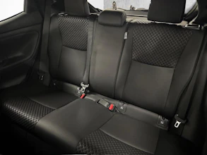 https://vehicle.imgix.net/4452792/5766dcc3-0218-42d2-84d6-59c3f5d6ecec.jpg