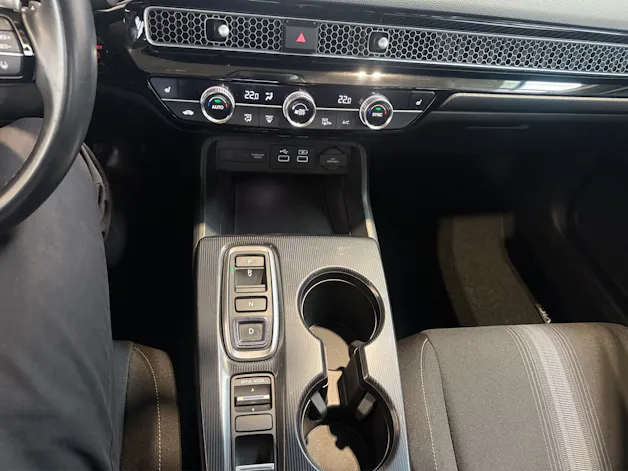 HONDA Civic 2.0 i-MMD Elegance