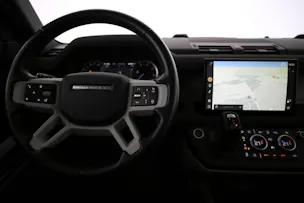Land Rover Defender 110 2.0 P400e SE