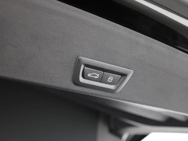 BMW XM 50e Plug-in Hybrid
