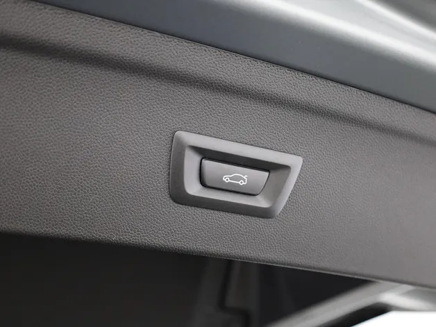 BMW iX xDrive60