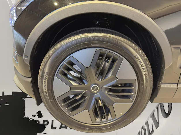 VOLVO EX30 CC E60 Twin Performance AWD Ersatzwagen