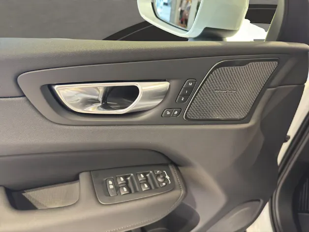 VOLVO XC60 2.0 T8 TE Ultra Bright eAWD Ersatzwagen