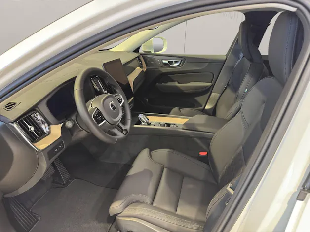 VOLVO XC60 2.0 T8 TE Ultra Bright eAWD Ersatzwagen