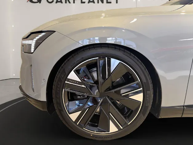 VOLVO ES90 Ultra
