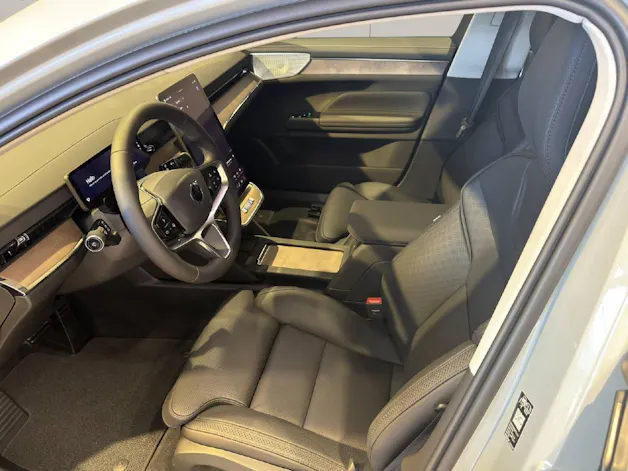 VOLVO ES90 Ultra
