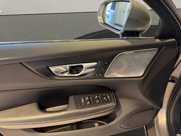 VOLVO V60 2.0 T6 Inscription AWD