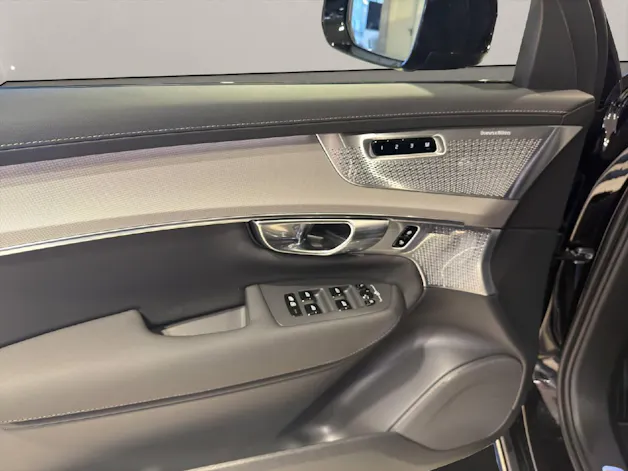 VOLVO XC90 2.0 T8 TE Black Edition eAWD