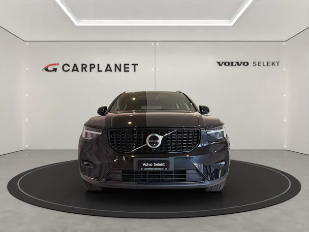 VOLVO XC40 2.0 B4 MH Ultimate Dark AWD