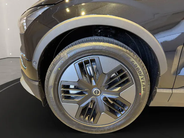 VOLVO EX30 CC E60 Twin Performance AWD