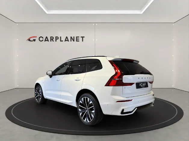 VOLVO XC60 2.0 T8 TE Ultra Dark eAWD