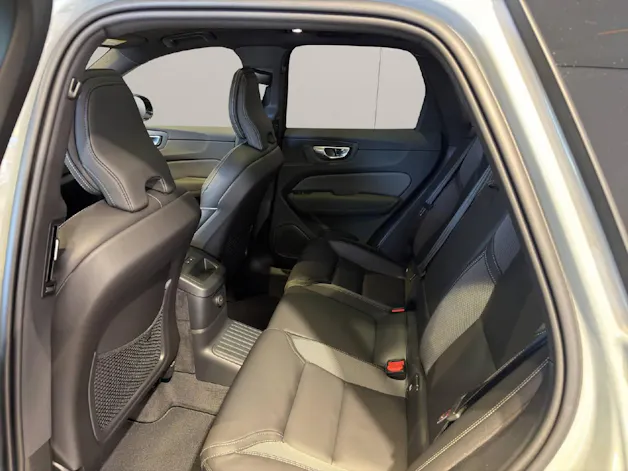 VOLVO XC60 2.0 T8 TE Black Edition eAWD