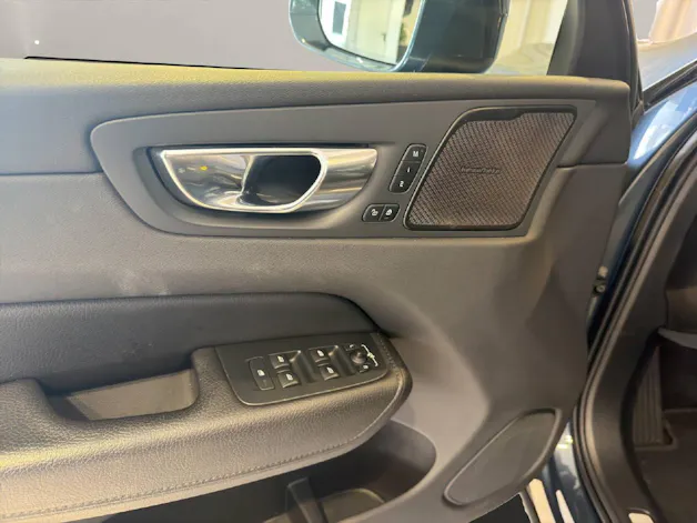 VOLVO XC60 2.0 T8 TE Inscription eAWD