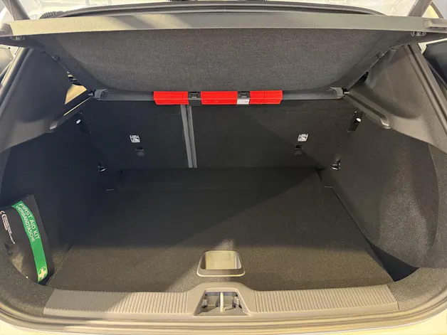VOLVO EX30 CC P8 Plus AWD