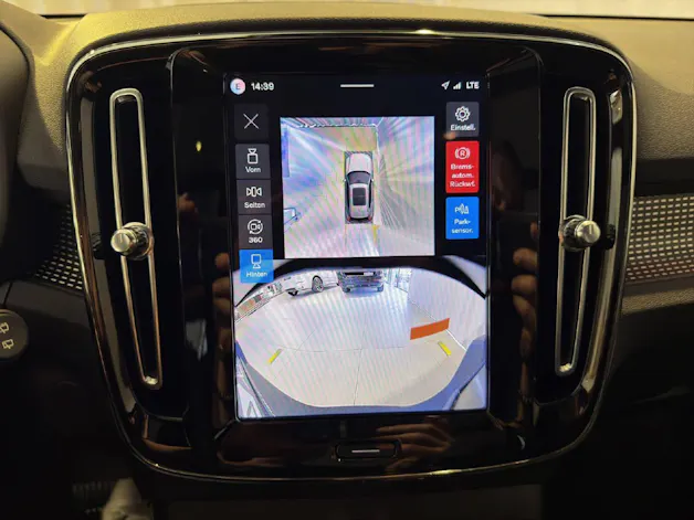 VOLVO EX40 Twin Black Edition AWD