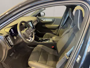 VOLVO EX40 Twin Black Edition AWD