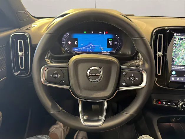 VOLVO EX40 Twin Black Edition AWD