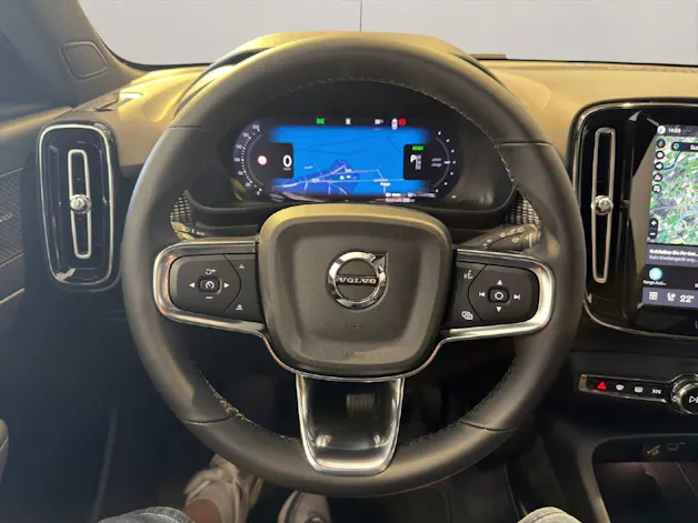 VOLVO EX40 Twin Black Edition AWD