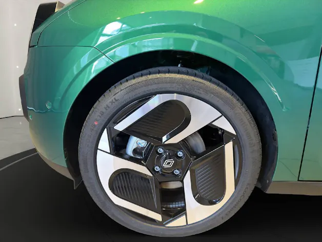 RENAULT Twingo E-Tech Urban Range techno
