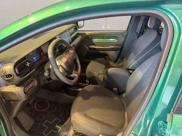RENAULT Twingo E-Tech Urban Range techno