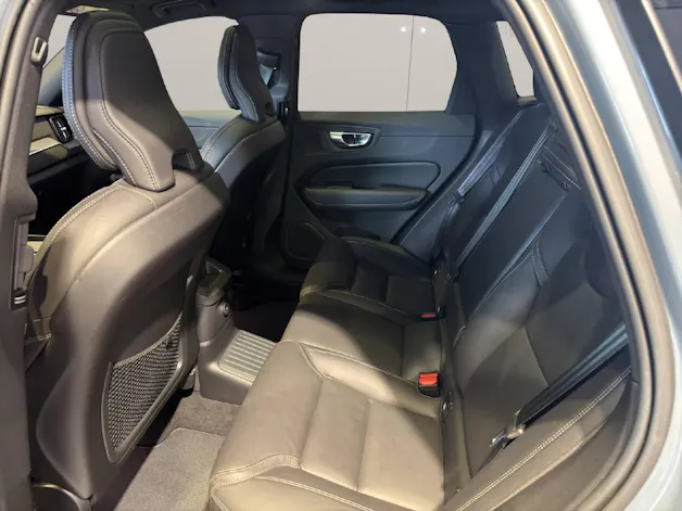 VOLVO XC60 2.0 T8 TE R-Design eAWD