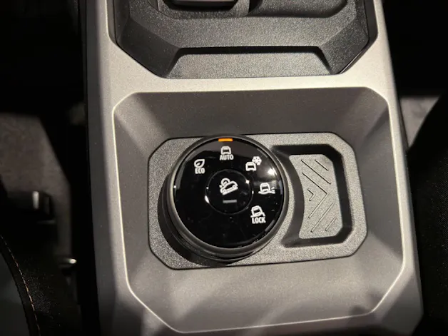 DACIA Duster 1.2 Hybrid Extreme 4WD Demowagen