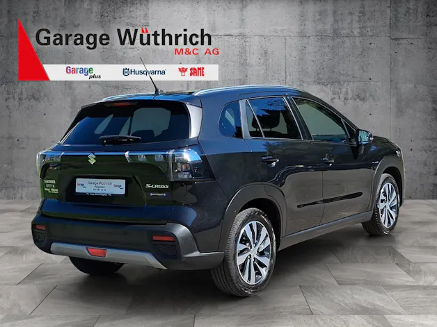 Suzuki S-Cross 1.5 Compact Top Hybrid 4x4