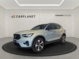 VOLVO XC40 2.0 B3 MH Plus Dark