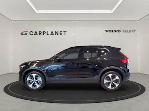 VOLVO XC40 2.0 B3 MH Plus Dark