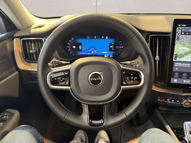 VOLVO XC60 2.0 T6 TE Plus Dark eAWD
