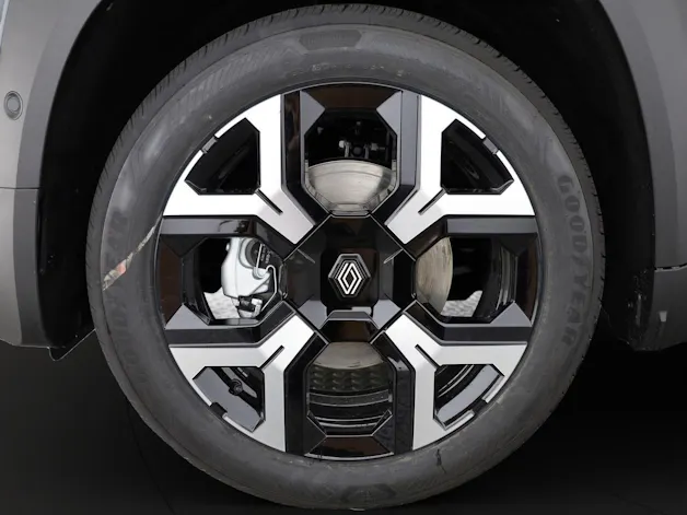 RENAULT R4 E-Tech Comfort Range techno